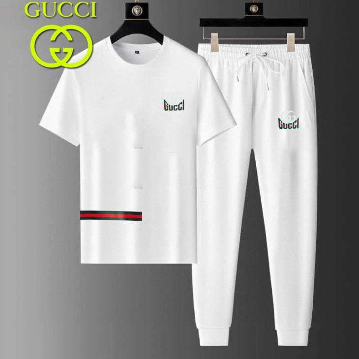 Picture of Gucci Shirt Pant Suits _SKUGucciM-5XL12yr43122143